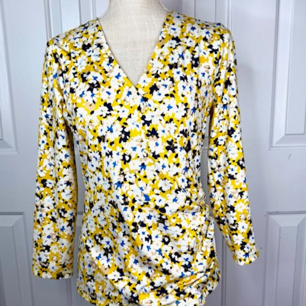 Ann Taylor Floral-Print Top with Ruched Front - Medium
